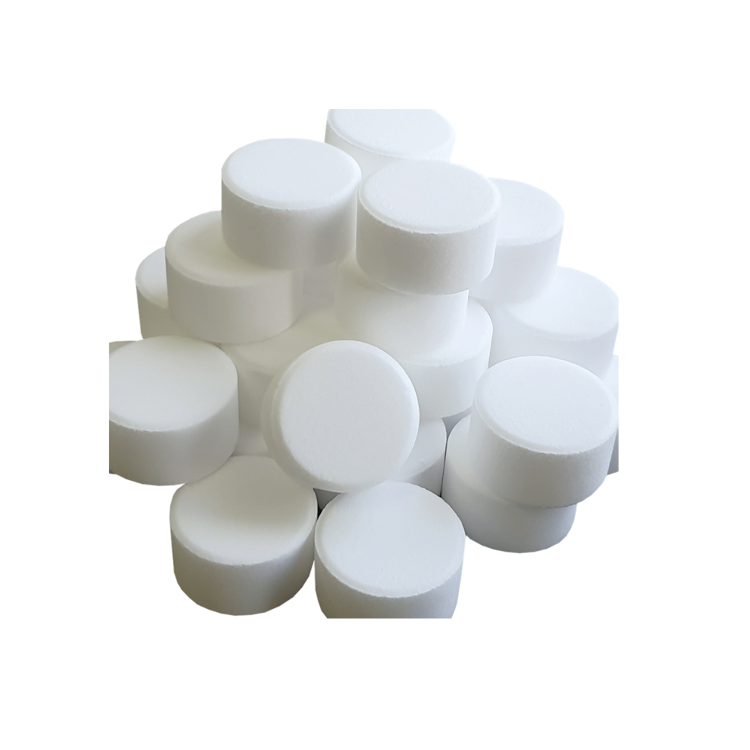 Соль таблетированная 25 кг купить в спб. Соль таблетированная АКВАСОЛЬ. Реагент таблетированная соль 20кг. Соль таблетированная 25 кг Ватерса. Акватек соль таблетированная 25 кг.