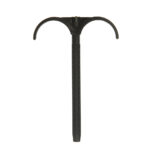 Крюк двойной с дюбелем Varmega для двух труб VM36202